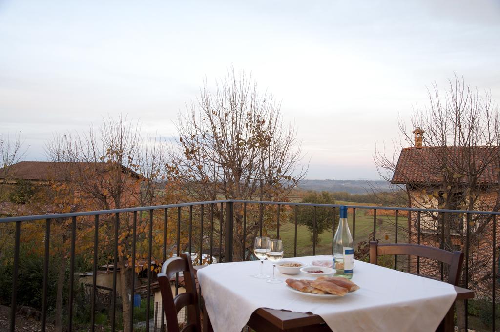 Agriturismo Il Vecchio Portico Francavilla Bisio Eksteriør bilde