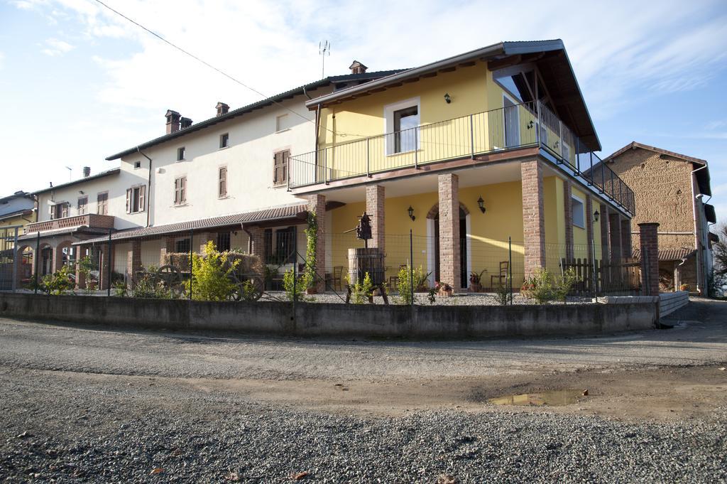 Agriturismo Il Vecchio Portico Francavilla Bisio Eksteriør bilde